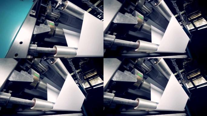 造纸机的侧视图。4K。
