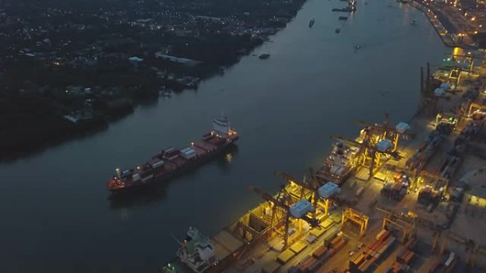 东南亚海洋物流运输船坞集装箱船进出口航拍