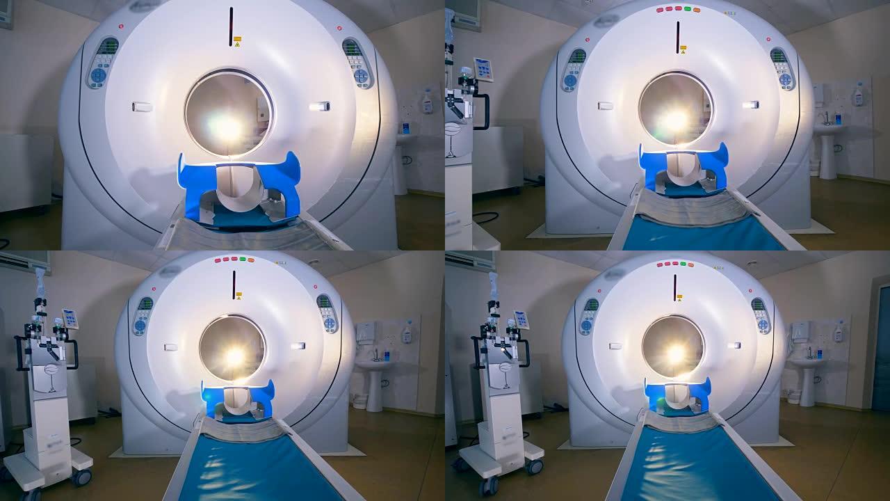 现代化医院的空核磁共振断层扫描仪。