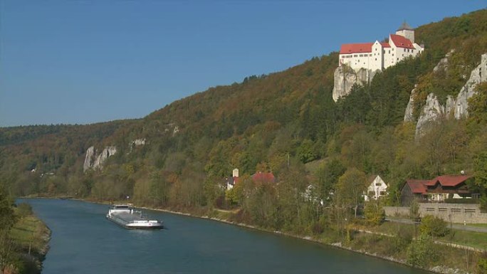 巴伐利亚州阿尔特穆尔河上的普鲁恩城堡