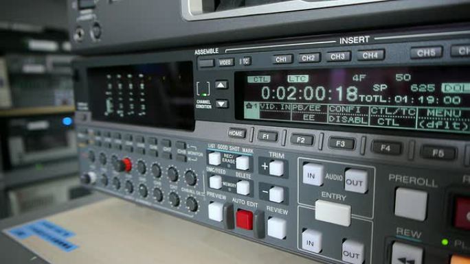 盒式录像机盒式录像机录音收音机