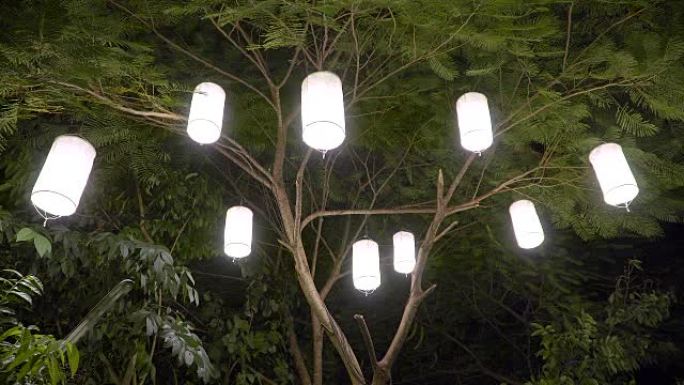 泰国清迈的浮动灯笼