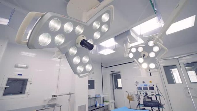 手术室里的手术灯。4K。