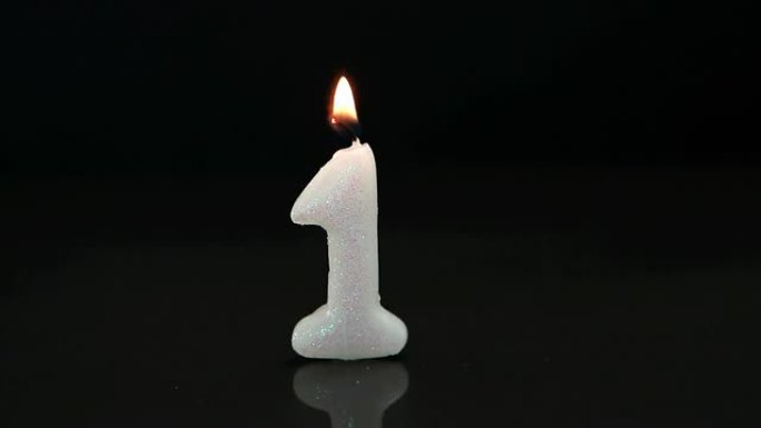 第一个生日蜡烛