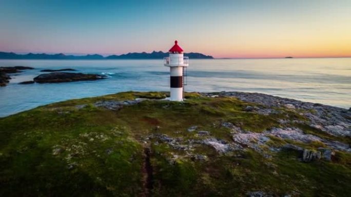 挪威罗弗滕群岛的灯塔天线-安多亚
