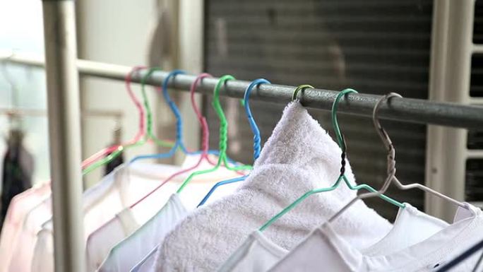 干衣服干衣服晾衣服