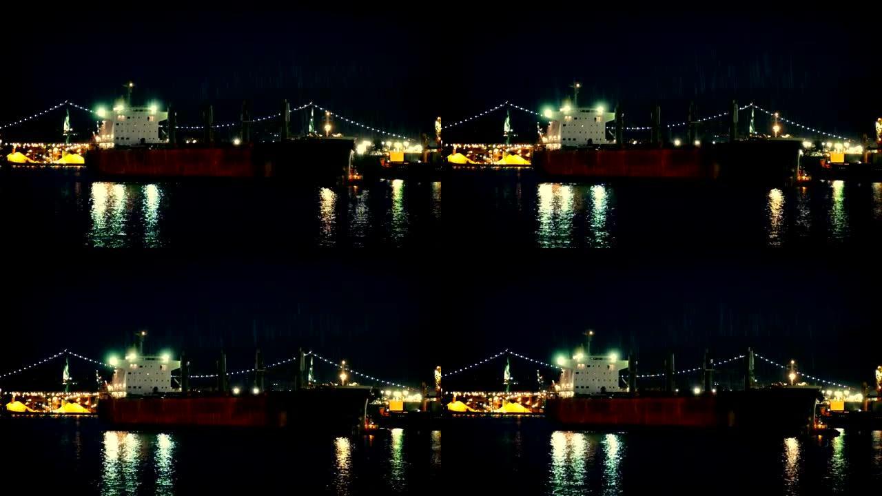 油轮船夜间过桥