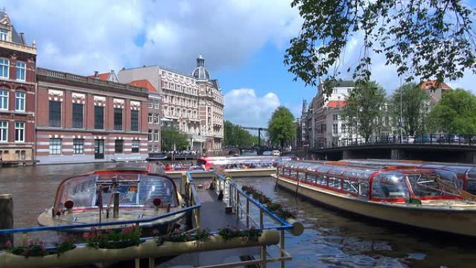 运河船-荷兰阿姆斯特丹