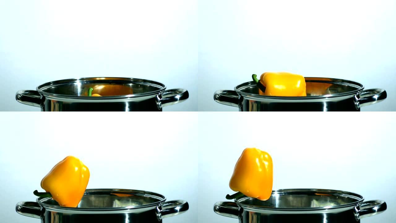 黄椒掉进锅里