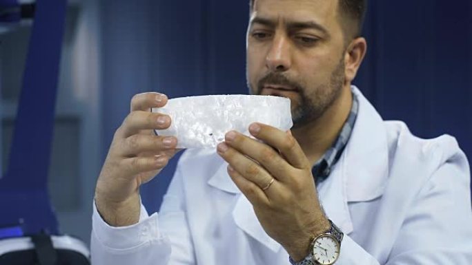 科学家正在研究3d打印的颅骨