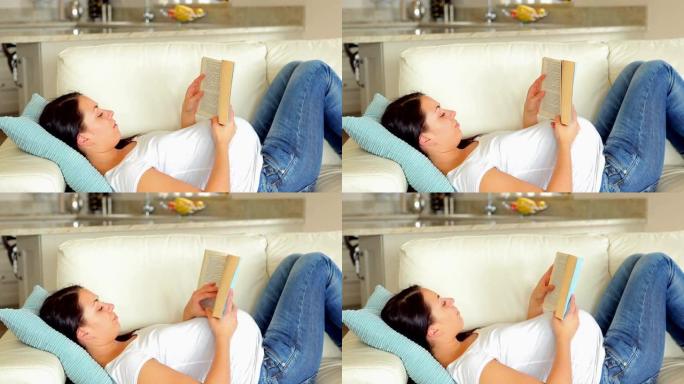 孕妇放松阅读