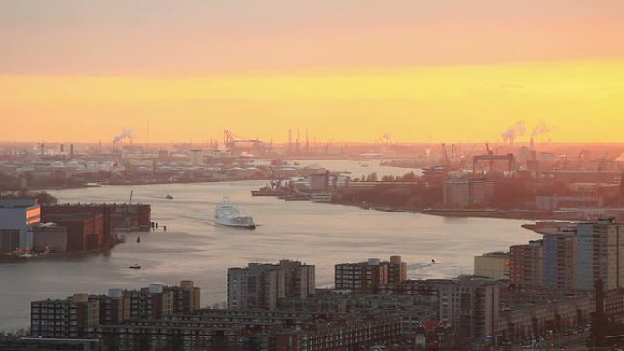 鹿特丹港，俯瞰