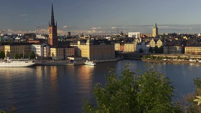 日落时市中心的全景。瑞典斯德哥尔摩