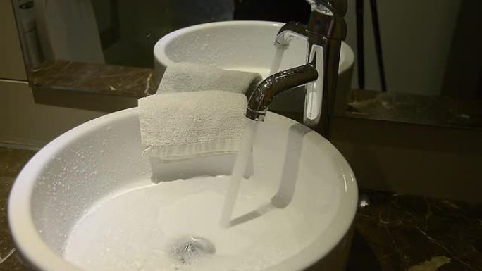 水开关节约用水龙头洗手消毒卫生间洗手盆