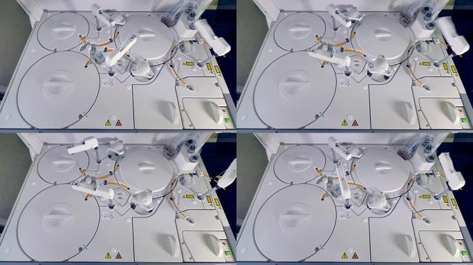 工作中的临床生化自动分析仪。