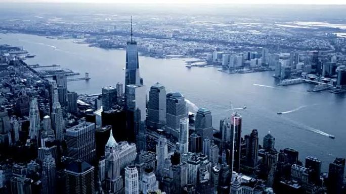 在拥有大型和高级摩天大楼的城市化大城市中，银行和金融区的长镜头