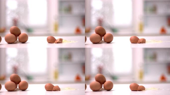 鸡蛋砸在一堆鸡蛋旁边