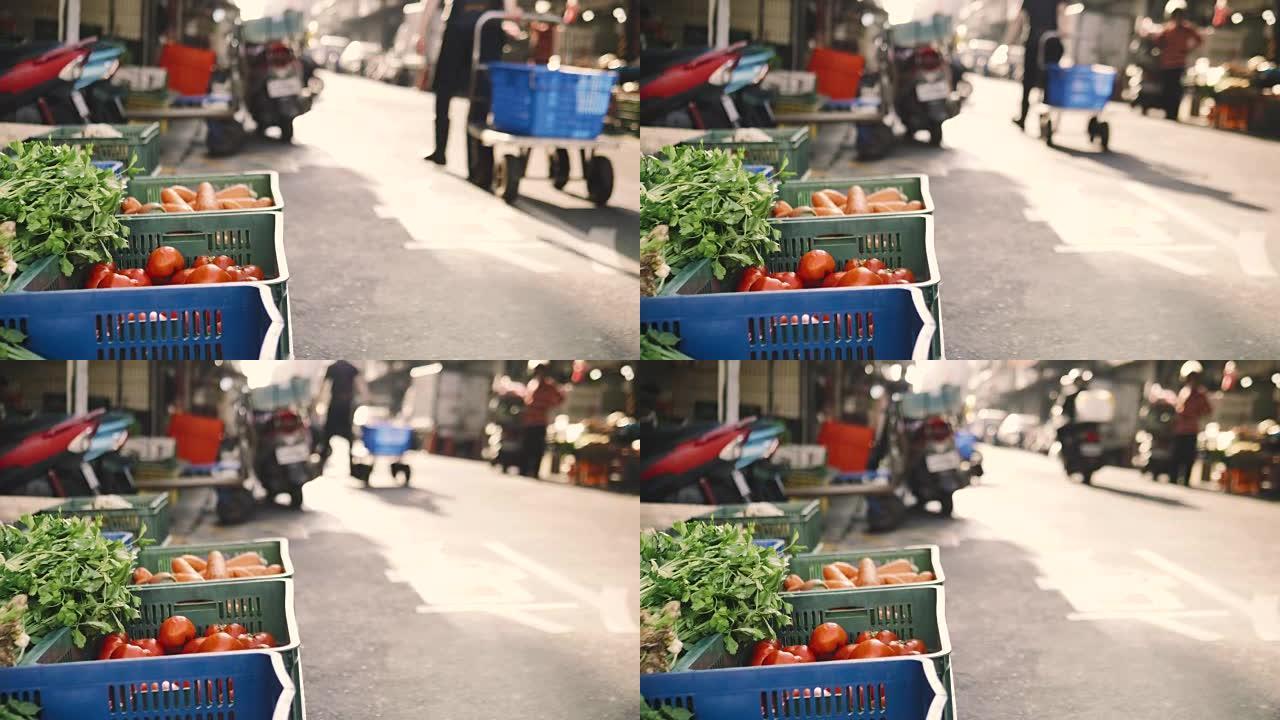 水果和蔬菜站在农贸市场