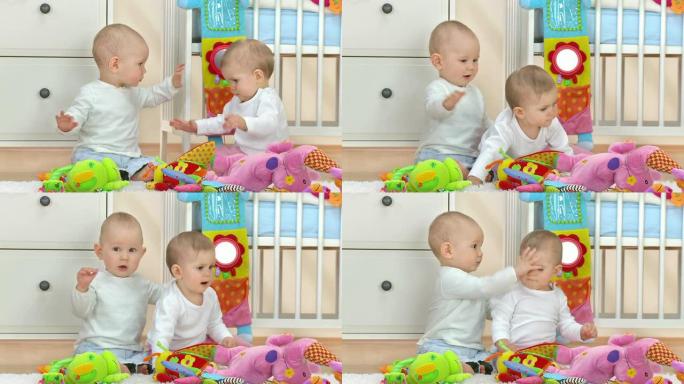 高清: 两个婴儿在战斗