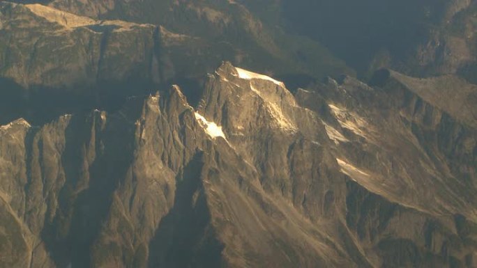 山地航空