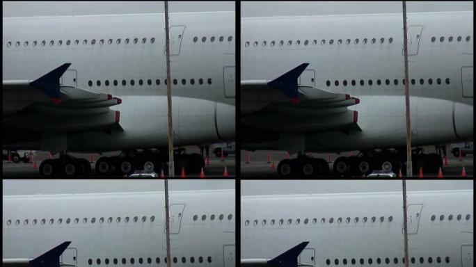 机场空中客车A380双层客机