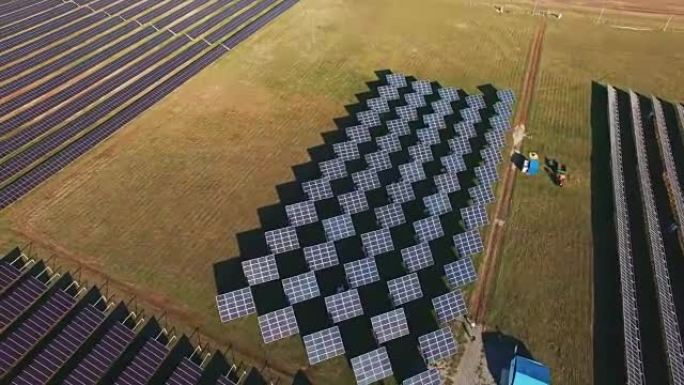 太阳能工厂上的太阳能电池