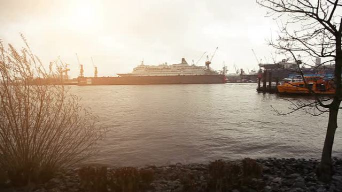 汉堡港和易北河清晨早晨傍晚黄昏宁静唯美
