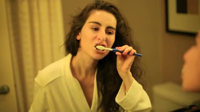 做好准备刷牙牙刷广告爱护保护牙齿防蛀牙