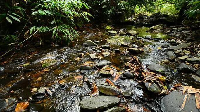 山溪