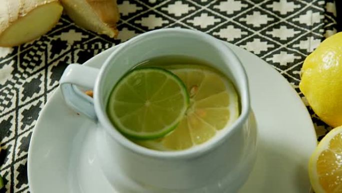 柠檬4k水壶中的柠檬茶