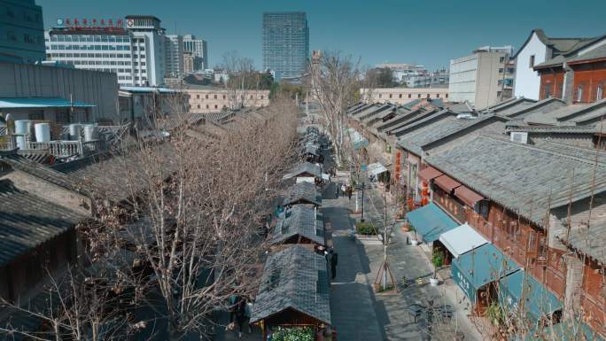 云南旅游昆明甬道街街景