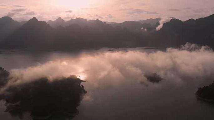 早上在考索克的基奥兰大坝上空飞行的4k鸟瞰图。