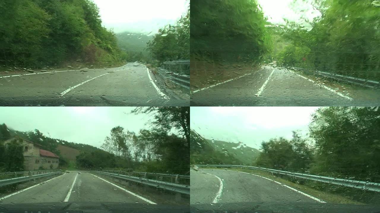 冒雨在意大利南部旅行