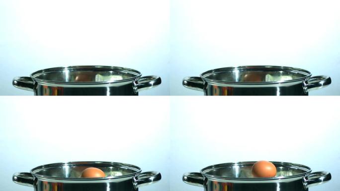 鸡蛋掉进锅里