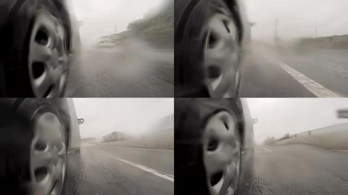 雨天在高速公路上行驶的汽车-4K