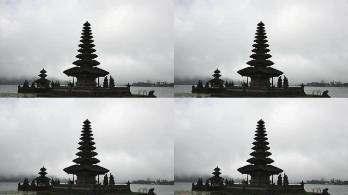 印度尼西亚巴厘岛Pura Ulun Danu寺庙的Befog湖