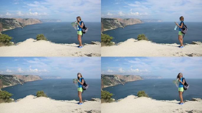 女孩在美丽的海岸旅行