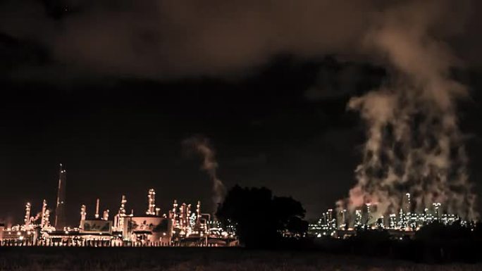 炼油厂夜景时间重叠