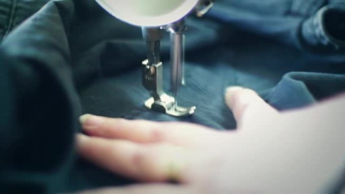 缝纫过程。视频素材手工缝纫机械裁剪