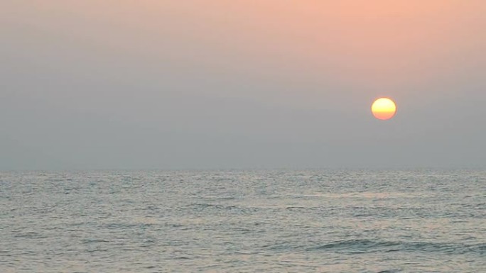 海浪日落时间海上日出美丽中国