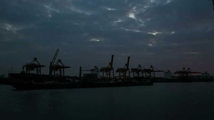 泰国的航运港口。海运码头港口轮船外贸易运
