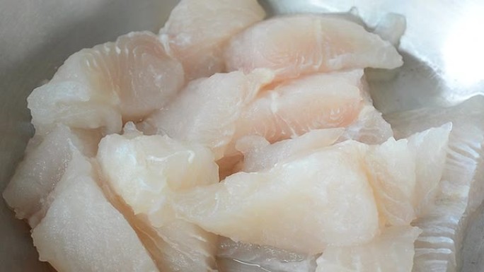 运动鱼生食餐饮行业加工处理鱼生素材