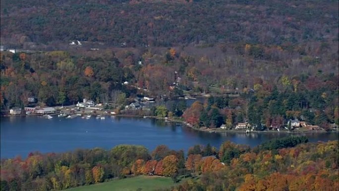 班坦湖-鸟瞰图-康涅狄格州，利奇菲尔德县，美国