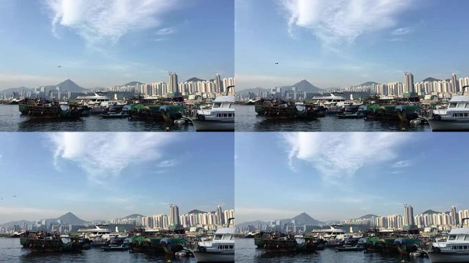 香港台风避难所平静的海面和船只