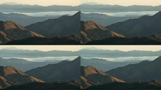 日落期间从拉古纳山 (Mt Laguna) 拍摄的云瀑布的延时，在索尼A7s上拍摄，相机平移右。
