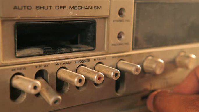 老式盒式磁带和盒式磁带播放机
