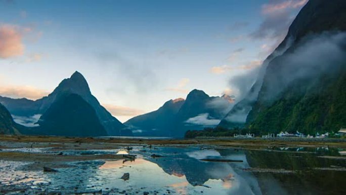 Milford Sound，Fiordland，新西兰