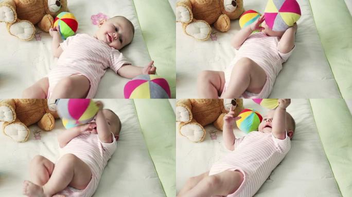婴儿玩耍