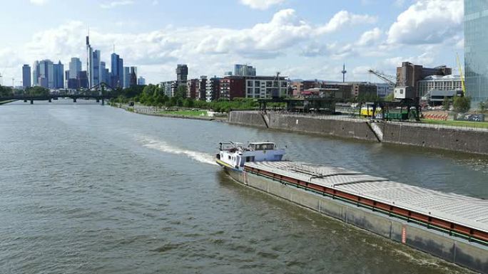 法兰克福天际线和美茵河（4K/UHD到HD）