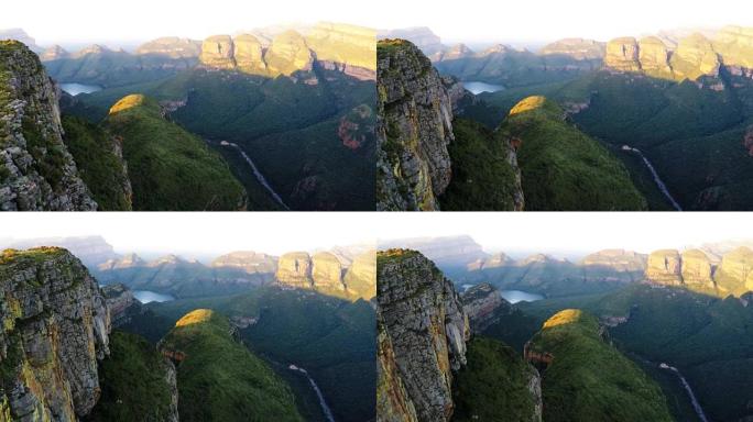 三个朗达维尔，布莱德河峡谷，姆普马兰加，南非